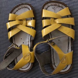 Yellow Toddler Salt Water sandals sz 9